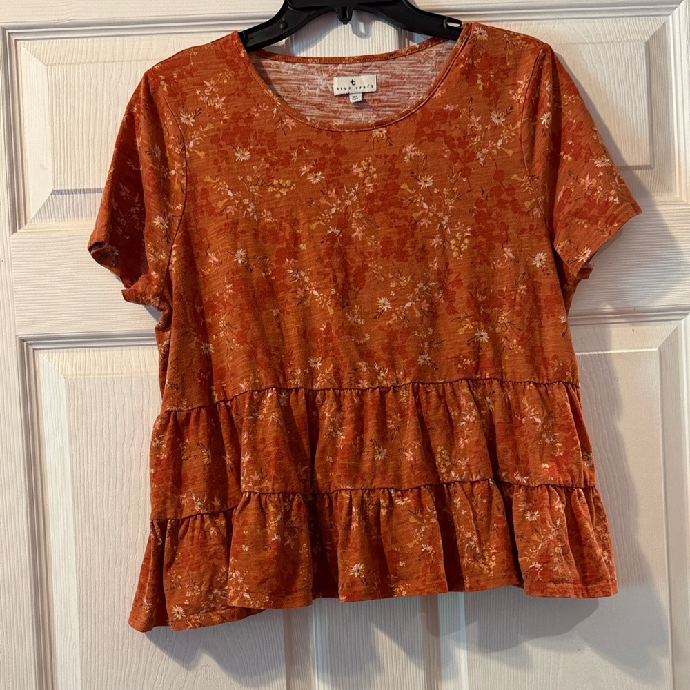 Women’s True Craft Ruffle Top
